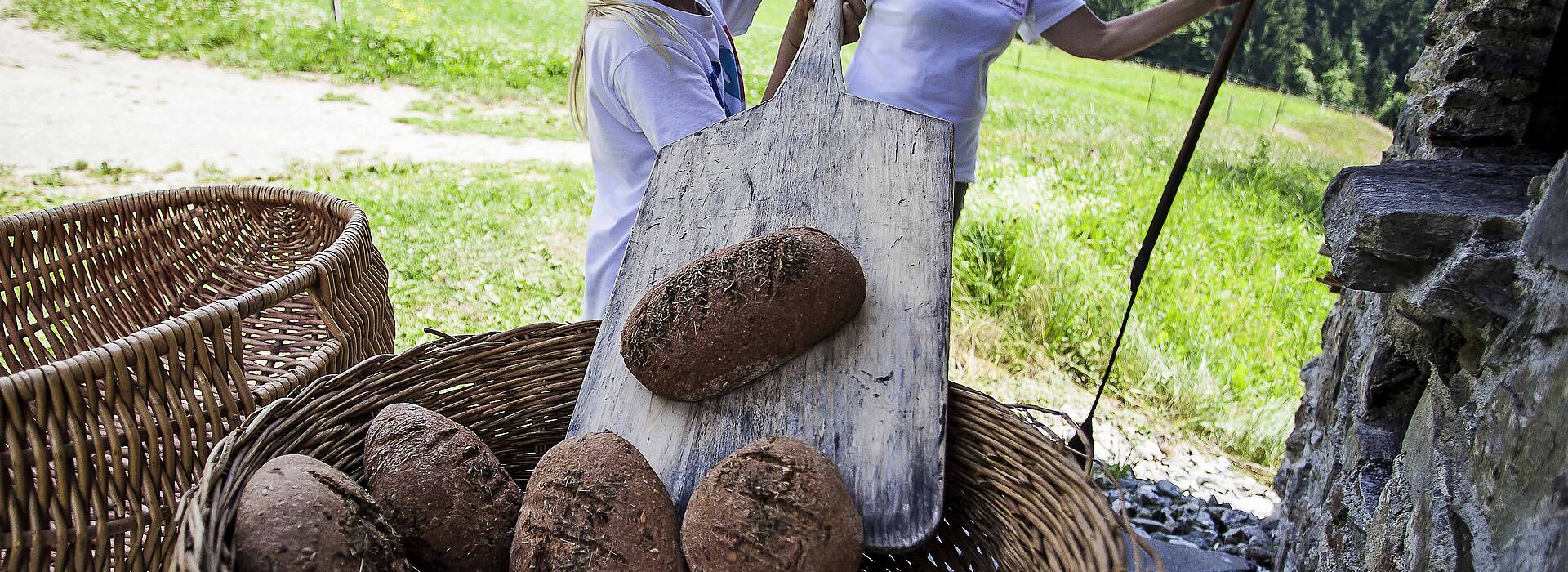 Brot backen im Lesachtal