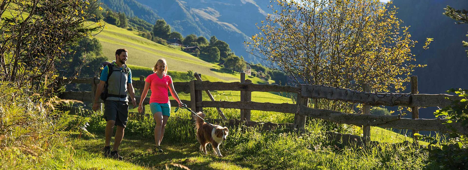 Natur Aktiv NPHT Wandern mit Hund